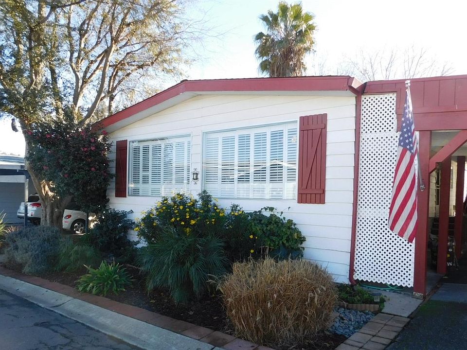 1st image of 5 W Silver Fox Ct