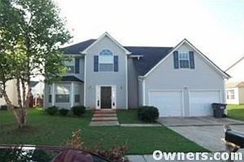 Front of 565 Gardinia