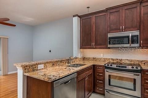 5th image of 631 Tropical Breeze Way