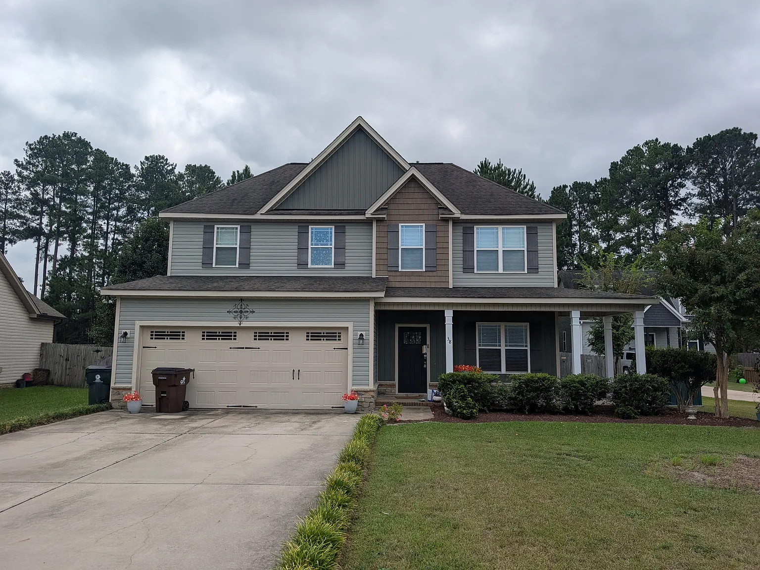 5 bed, 1883 sqft, $2,295 — Photo 1