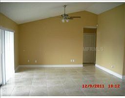 2nd image of 365 Buttonwood Dr