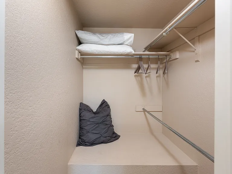 Concordia Apartments — Photo 8