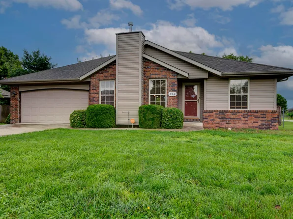 704 N Delaware Avenue, Republic, MO 65738