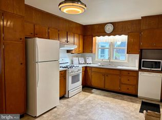 52 Scott Ave, Princeton Junction, NJ 08550