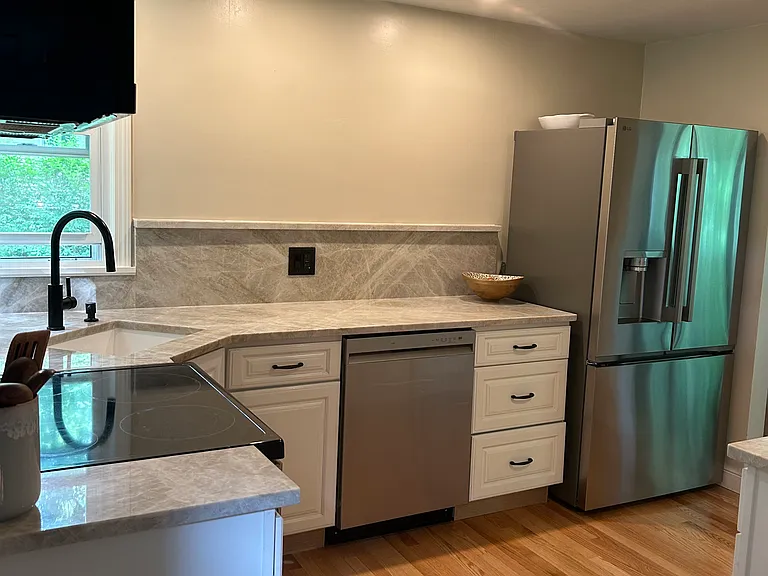 322 Reservoir St — Photo 6