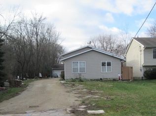 37592 N Harding Ave, Lake Villa, IL 60046