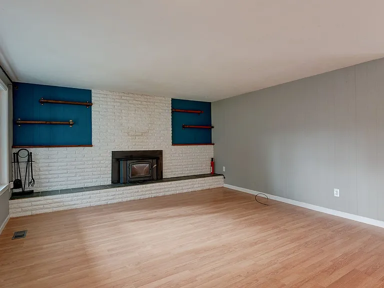 1056 SW 4th Ave — Photo 8