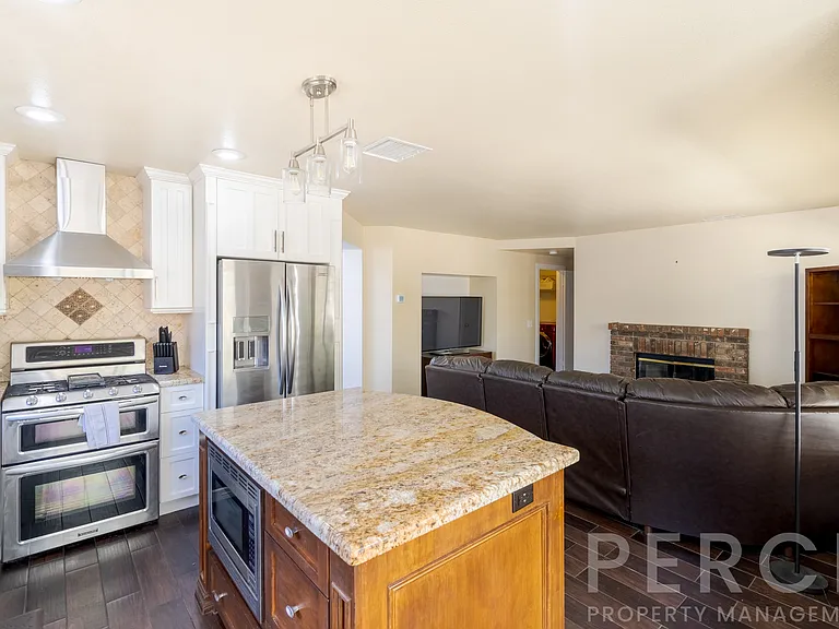 3770 Dunbarton Way — Photo 12