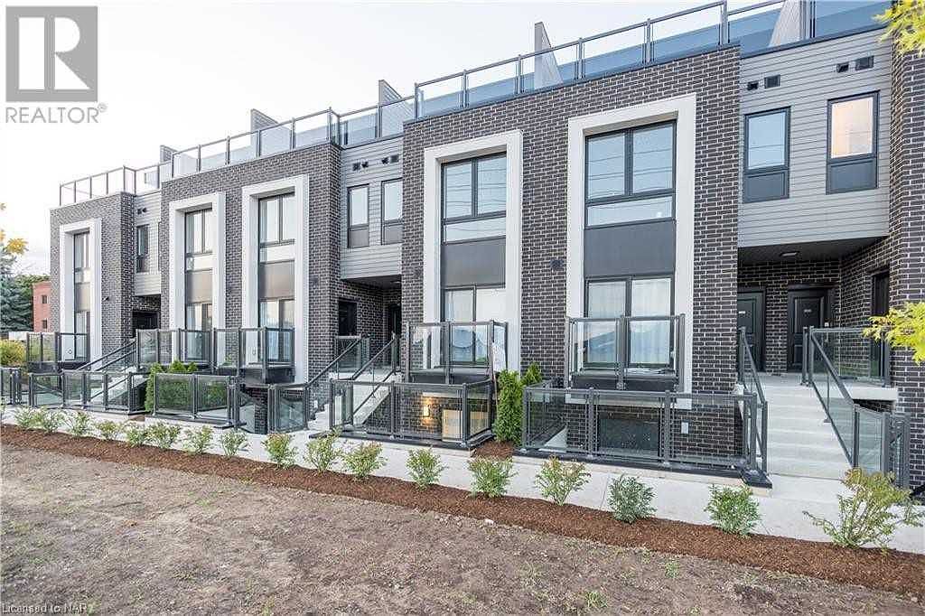 6065 McLeod Rd, Niagara Falls, ON L2G 3E3 Zillow