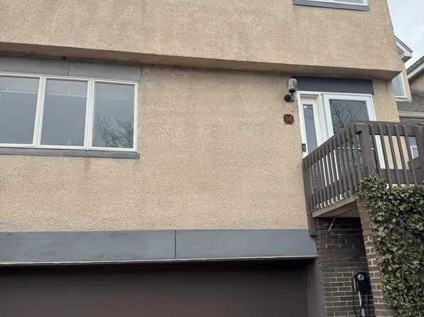 14 Lexington Ct, Princeton, NJ 08540