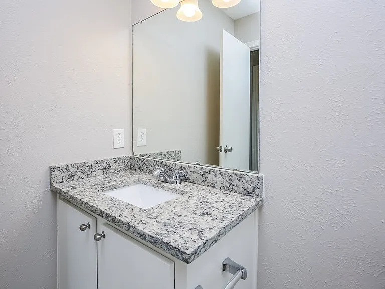 3725 Whitefern Dr — Photo 15