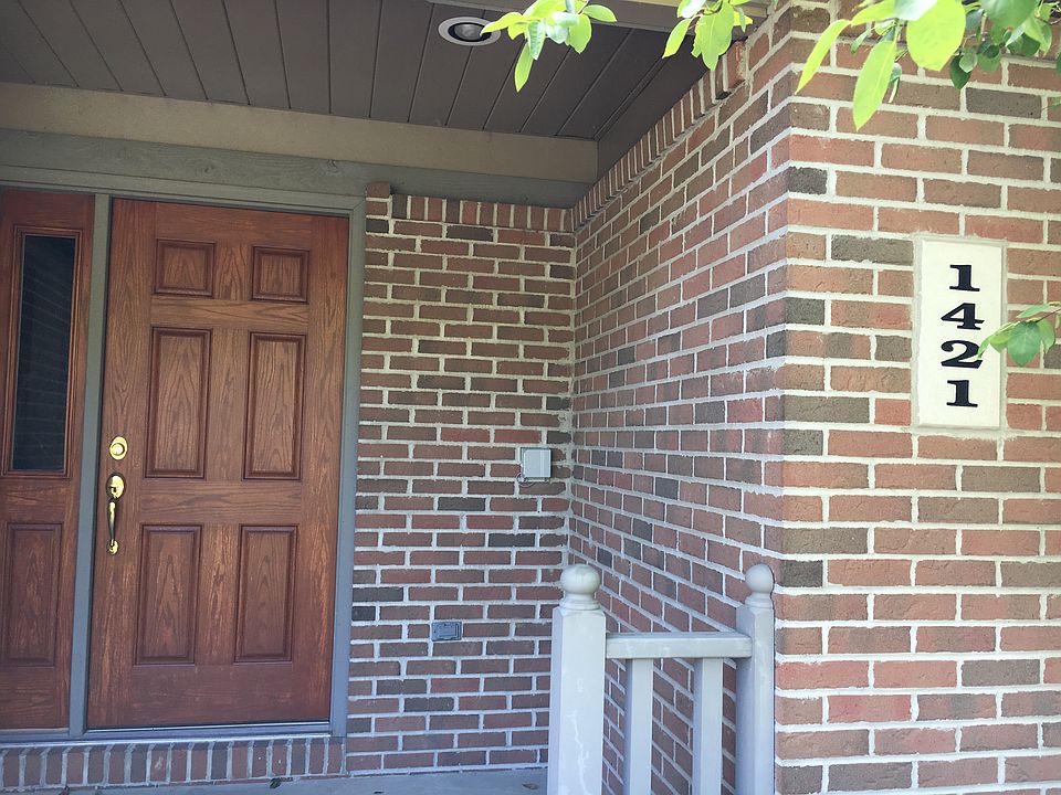 1st image of 1421 Eagle Way