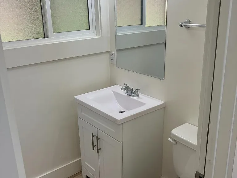Unit Photo