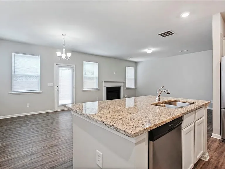 212 Ridge Valley Dr — Photo 8