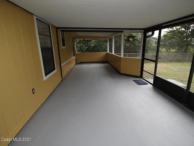 934 Colonial Ave SE — Photo 23