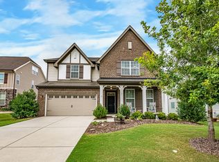 17707 Austins Creek Dr, Charlotte, NC 28278