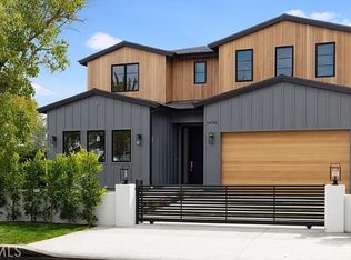 16702 La Maida St, Encino, CA 91436