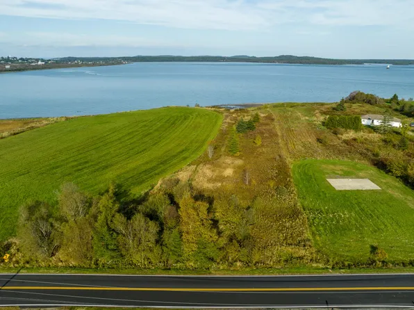 146 S Lubec Road, Lubec, ME 04652