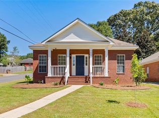 1001 Dickenson Ave, Mobile, AL 36609