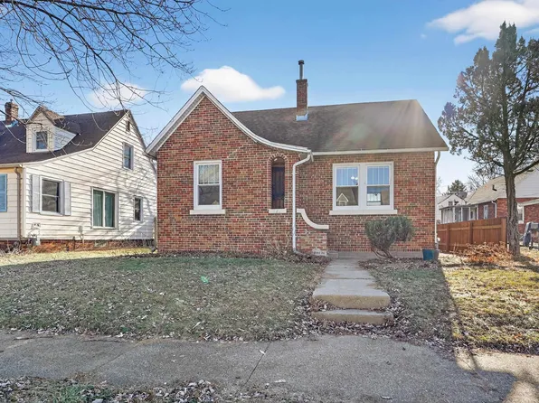 108 Bertch Ave, Waterloo, IA 50702