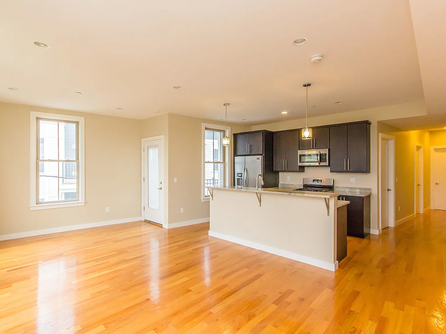65 Willow Ct — Photo 3