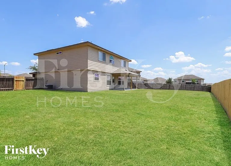 9803 Wolff Run — Photo 15