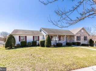 189 S Columbus Ave, Littlestown, PA 17340