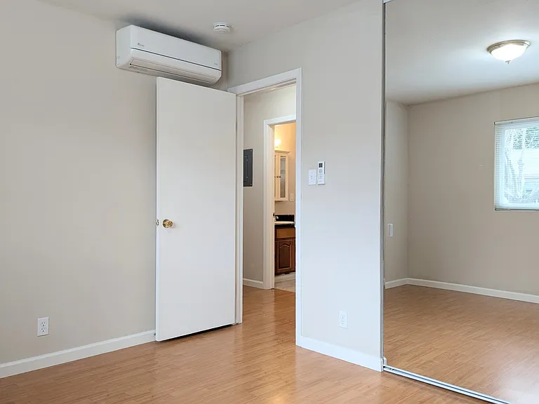 7327 Starward Dr — Photo 11