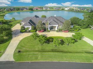 8926 Lady Laura Ln, Richmond, TX 77469