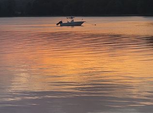 31 Clearwater Dr, Dover, NH 03820