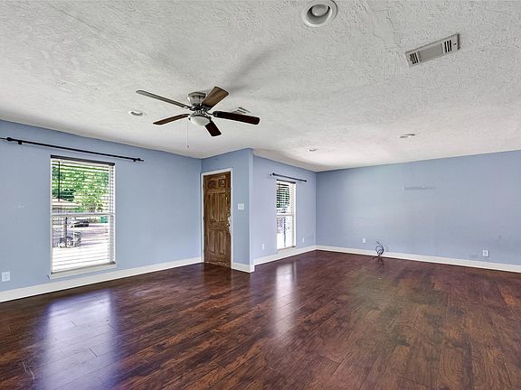 4th image of 7213 Rhobell St