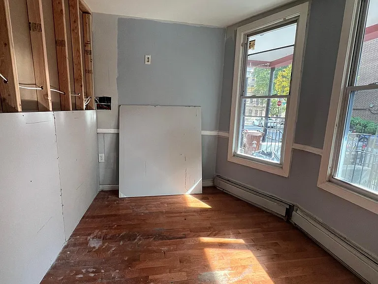 771 E 223rd St #1 — Photo 3