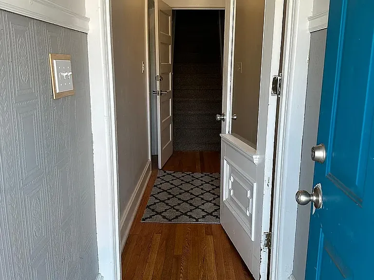 1030 Linden St #2 — Photo 17