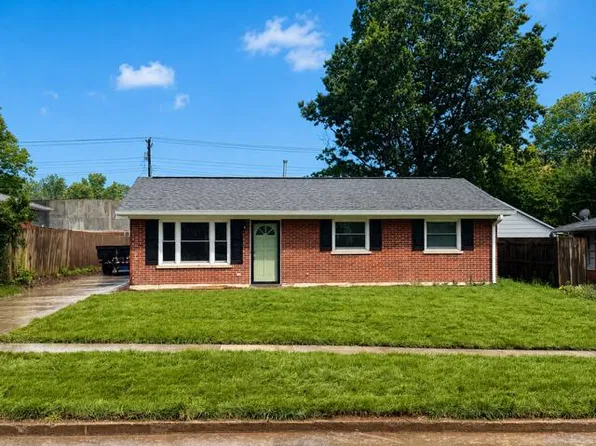 686 Eden Rd, Lexington, KY 40505
