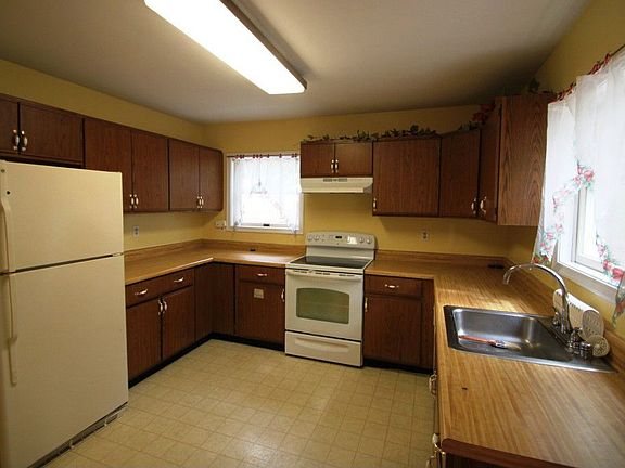 New oven and dishwasher