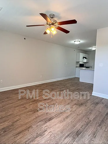 204 Walnut Hill Dr #B Photo 1