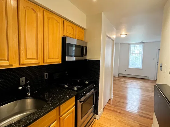 2000/2100 Christian St. Apartments, 2100 Christian St #2115B, Philadelphia, PA 19146