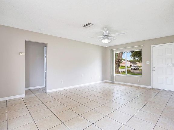 2nd image of 5532 Memorial Dr