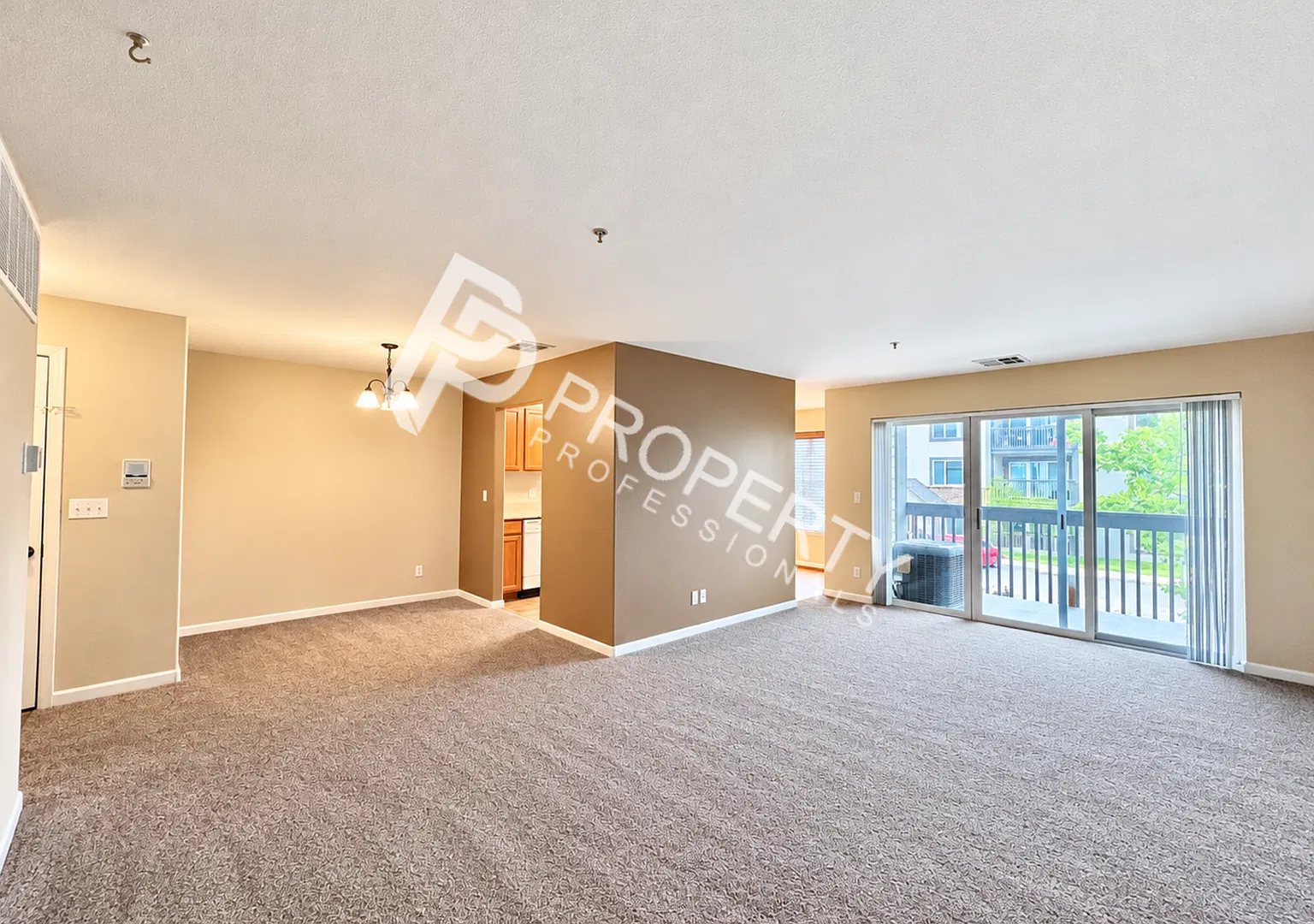 Condo for Rent in New Castle — Photo 3