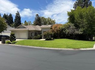 585 E Chesapeake Cir, Fresno, CA 93730
