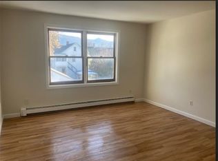 23 Mansfield Pl #F, Rutland, VT 05701