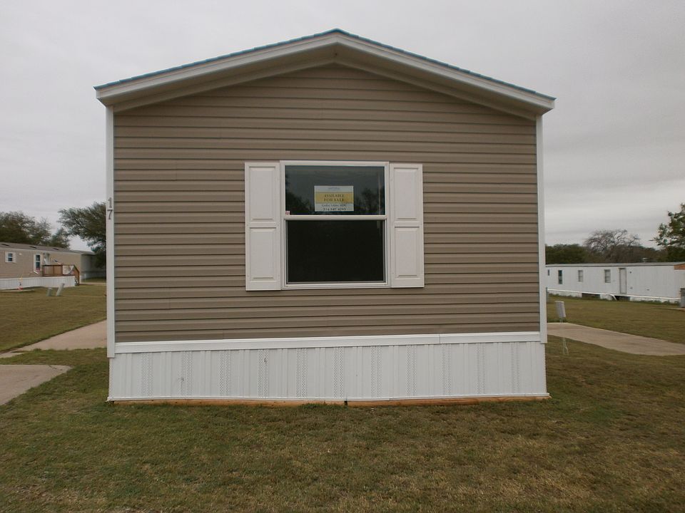 2nd image of 17 Latern Cir