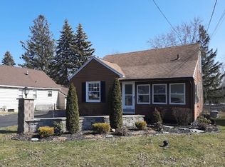 204 Greenpoint Ave, Liverpool, NY 13088