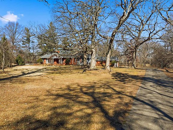 2nd image of 30W030 Schick Rd