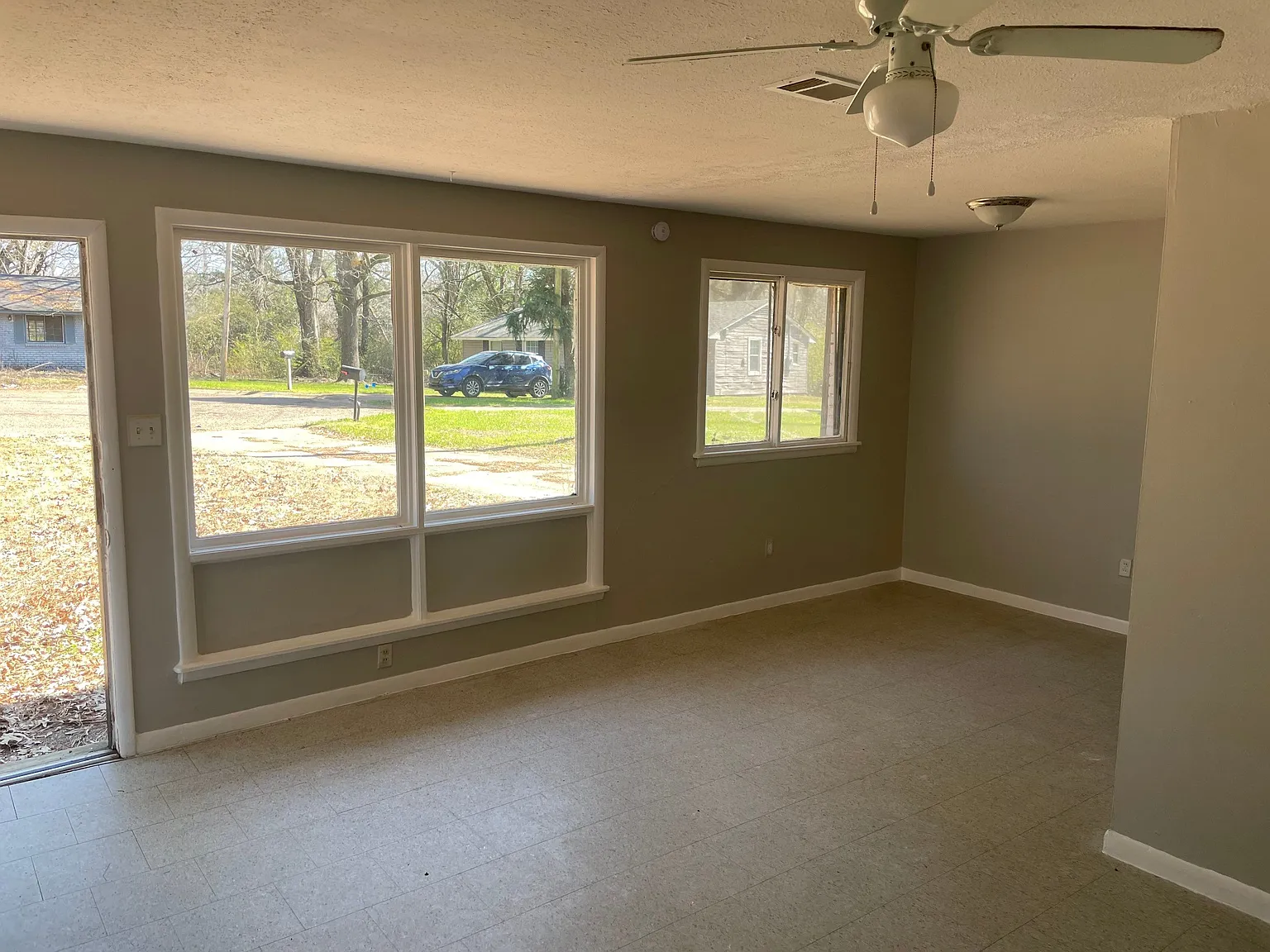 2849 Engleside Drive - 1 — Photo 2
