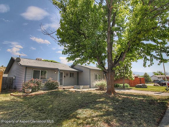 4th image of 2340 Ute Ave