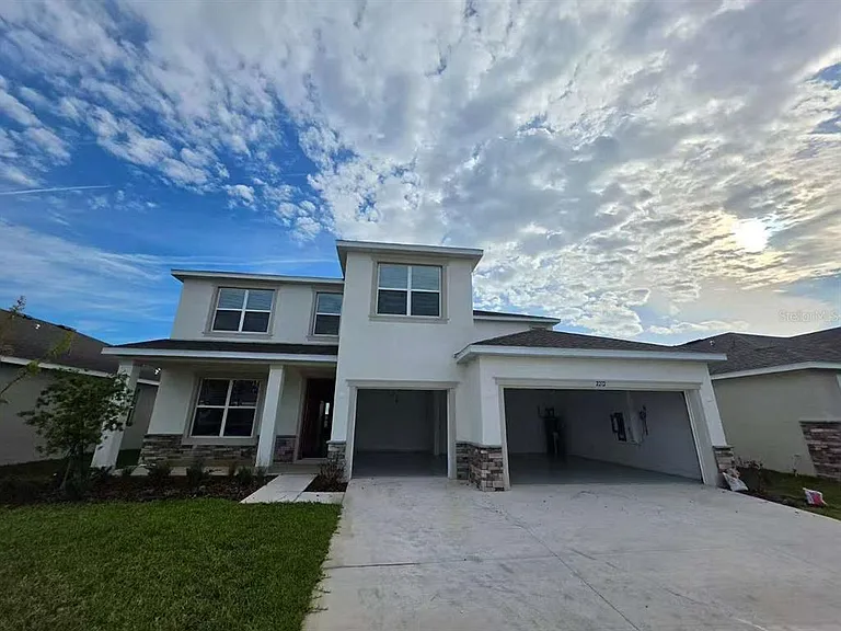 2212 Sienna Spruce St — Photo 1
