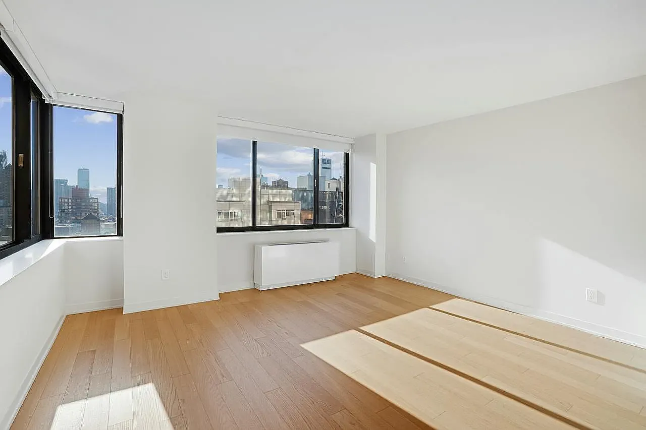 One Columbus Place — Photo 3