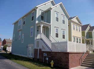 2095 Rhettsbury St, Carmel, IN 46032