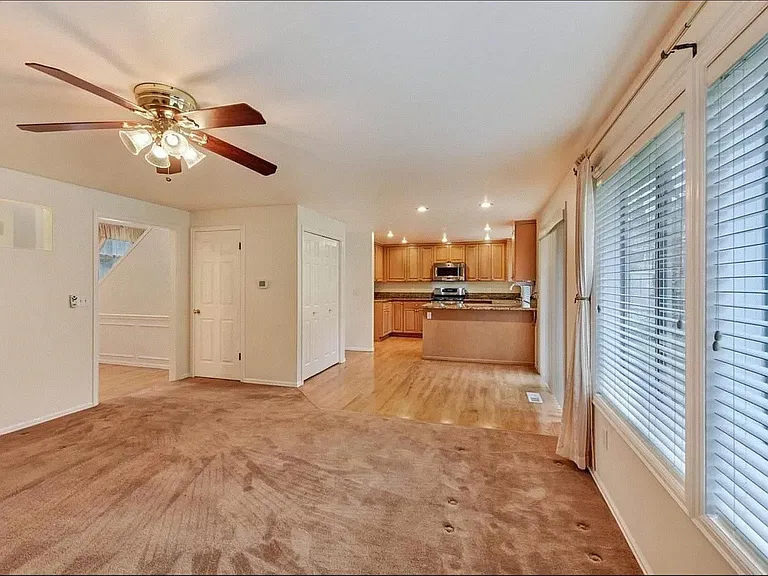 19120 NE 46th Ct — Photo 7